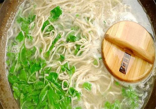 霸王锅盖面加盟