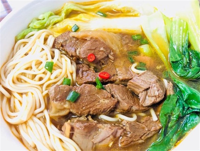 牛记汇峰牛肉面