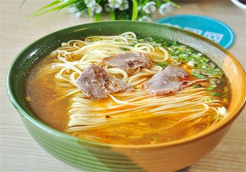 五羊照福面馆加盟