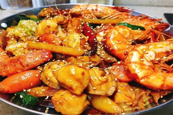 阿汤哥香锅加盟