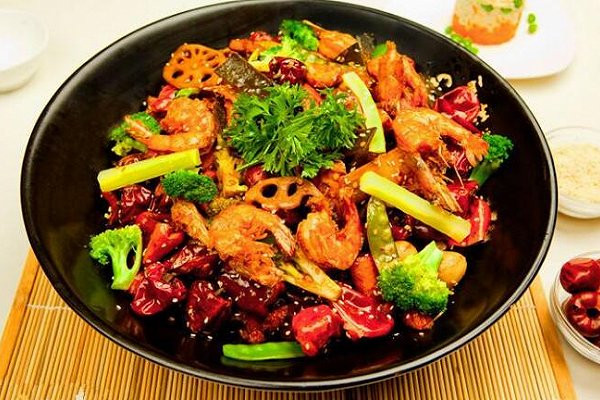 亿店客麻辣香锅加盟