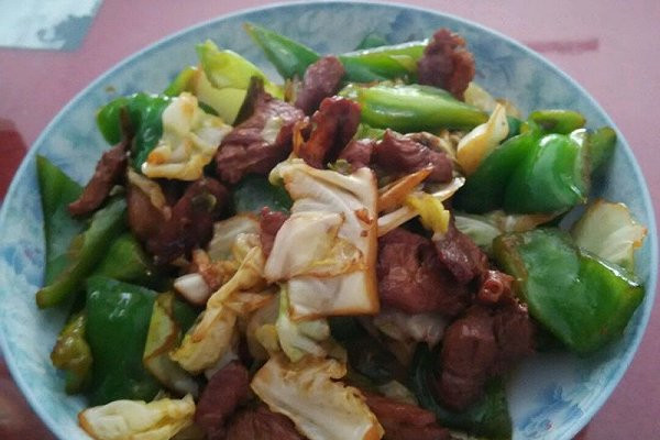 吃上瘾麻辣香锅加盟