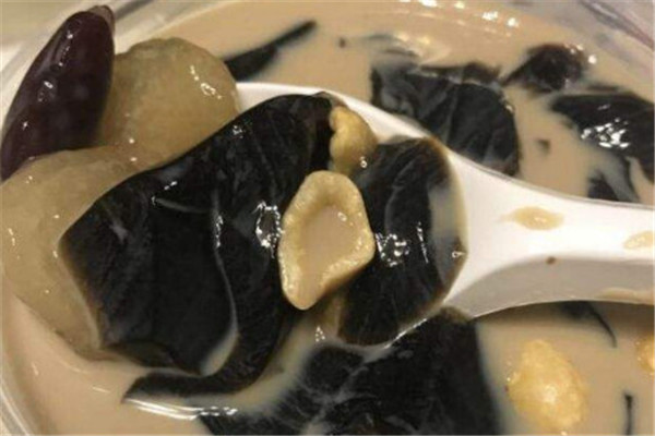 芝麻家烧仙草加盟