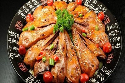 卤味啃鸭鸭加盟