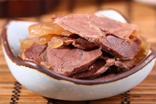 嚼味黄牛肉熟食加盟