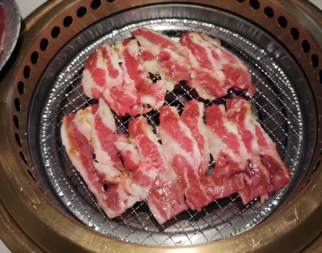 良心小哥烧肉