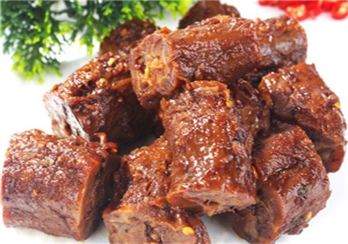 黄小乐现捞鸭脖加盟