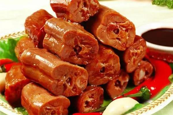 赛万味鸭脖加盟
