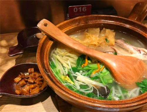刀小蛮米线加盟