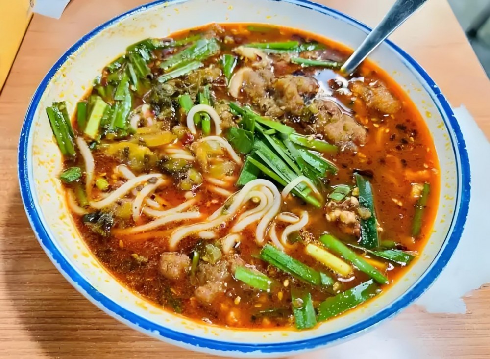 滇百年云南小锅米线