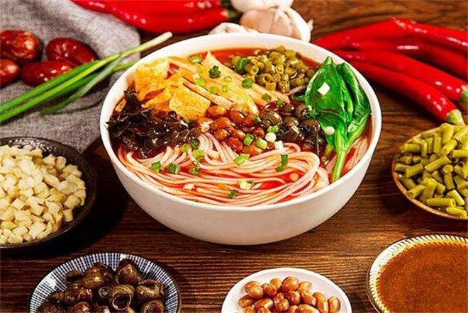 爱薇儿螺蛳粉