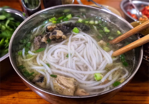 云丝味土鸡米线加盟