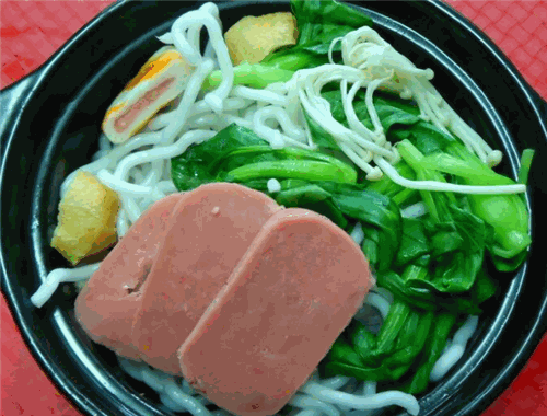 湘川风砂锅土豆粉米线加盟
