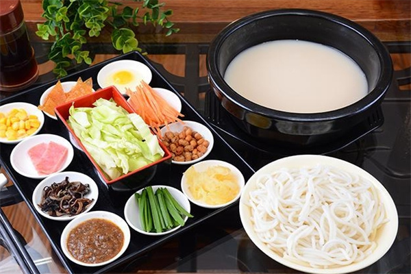 食之轩过桥米线加盟
