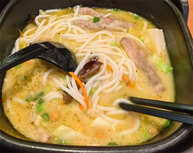 百里香过桥米线