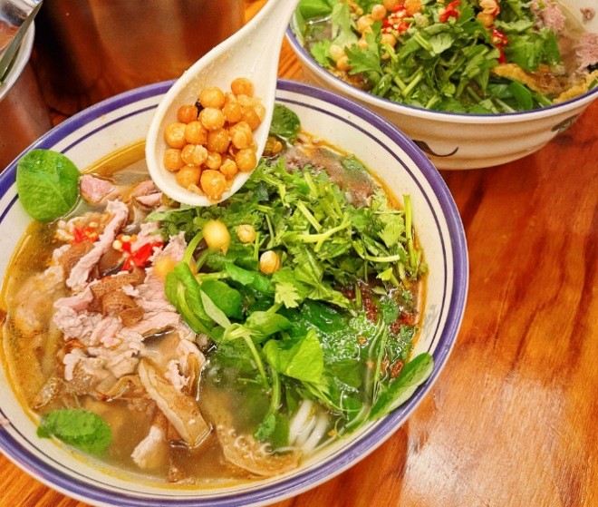 王嘎子生烫鲜肉米线加盟