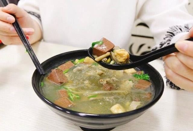 六朝金粉鸭血粉丝
