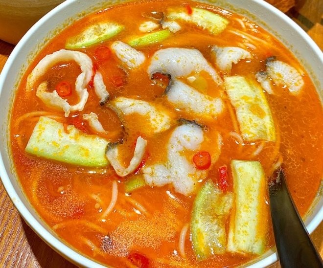 酸汤鱼粉加盟