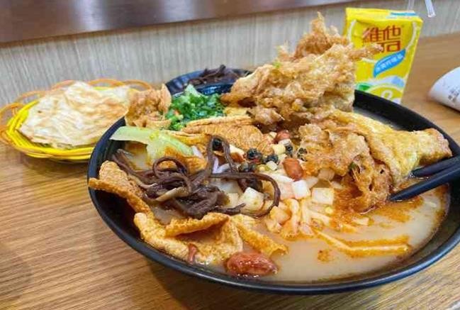 薇薇螺蛳粉