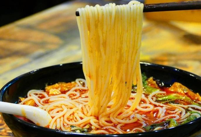 粉飞面舞螺蛳粉