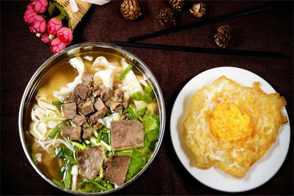 王记牛肉米线加盟