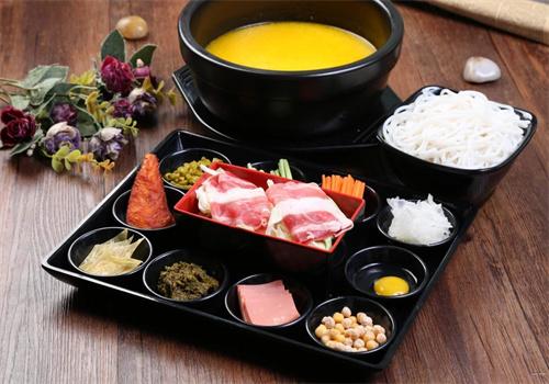 宗凯美食过桥米线加盟