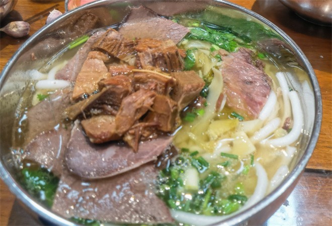 马帮故事手撕牛肉粉加盟