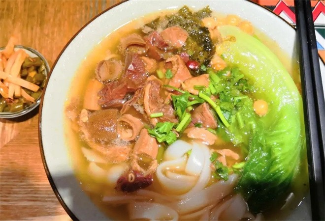 港式牛杂粉加盟