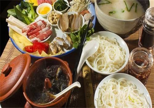 云芈乡过桥米线加盟