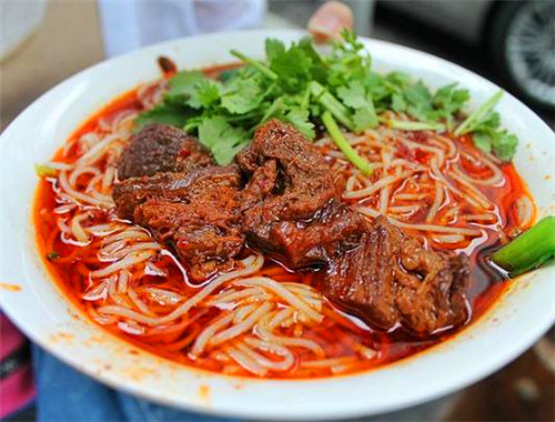 一锅香牛肉米线加盟