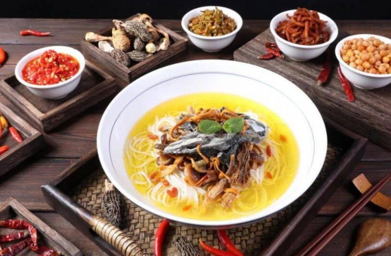 乌鸡米线