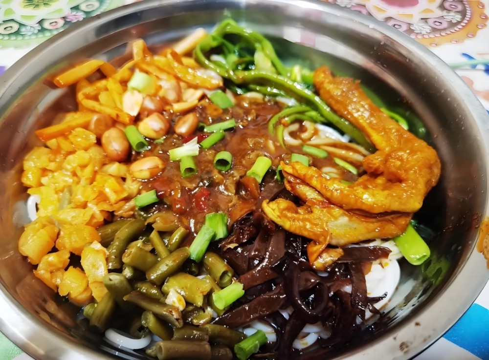 粉丝员螺蛳粉