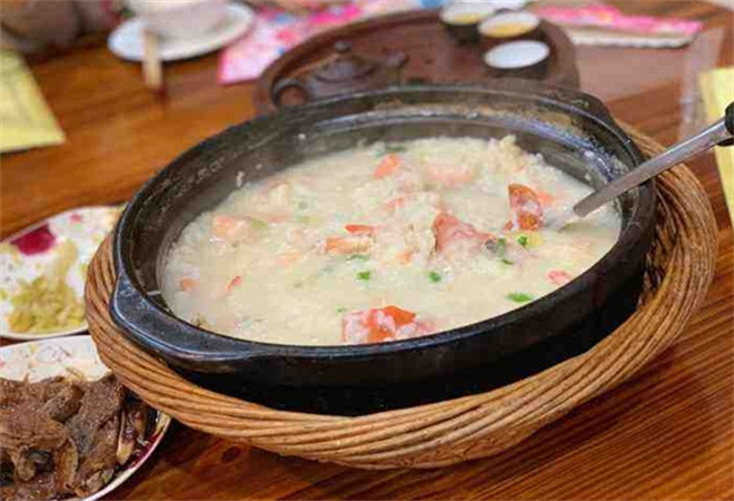 潮汕砂锅粥 潮汕砂锅粥