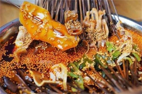 廖记老房子串串香加盟