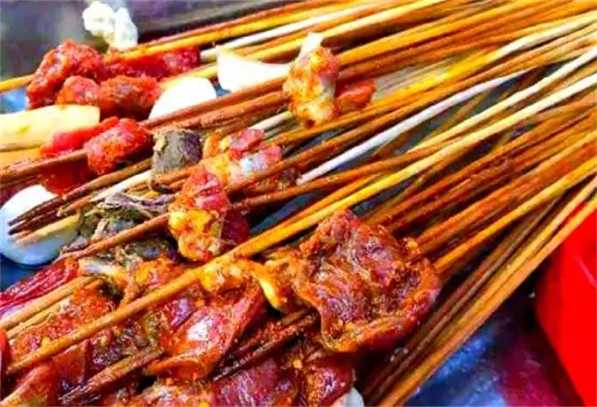 牛鲜鲜串串香加盟