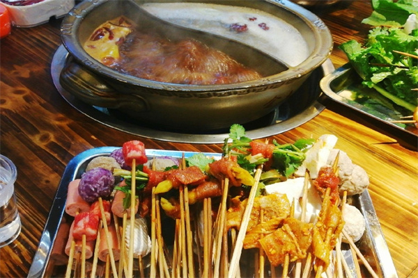 金土豆砂锅串串加盟