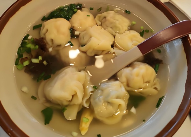鲁滋味馄饨加盟
