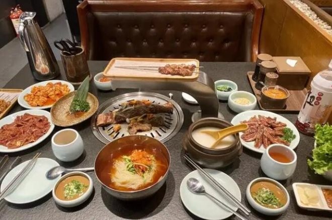 炭火烤肉店加盟