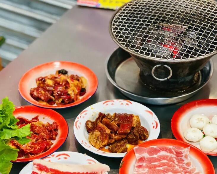 肉小胖地摊烤肉加盟
