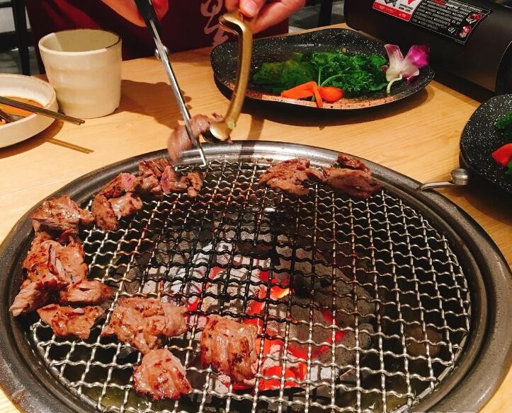 仙鲜炭火烤肉加盟