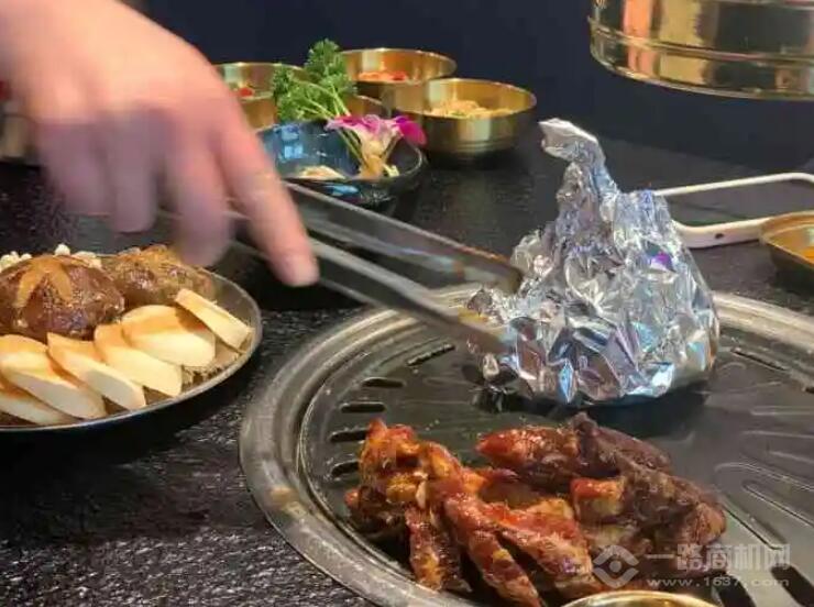 花花烤肉班加盟