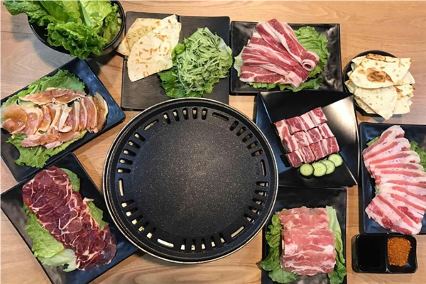 吉兴炭火烤肉加盟