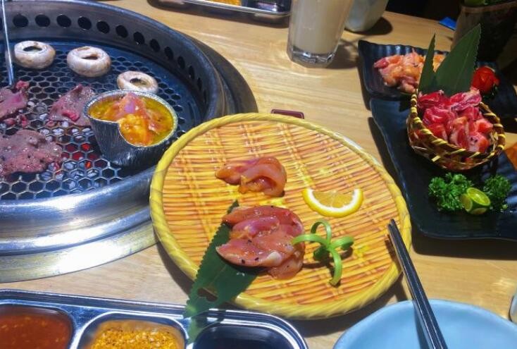 云间牛仓烧肉加盟
