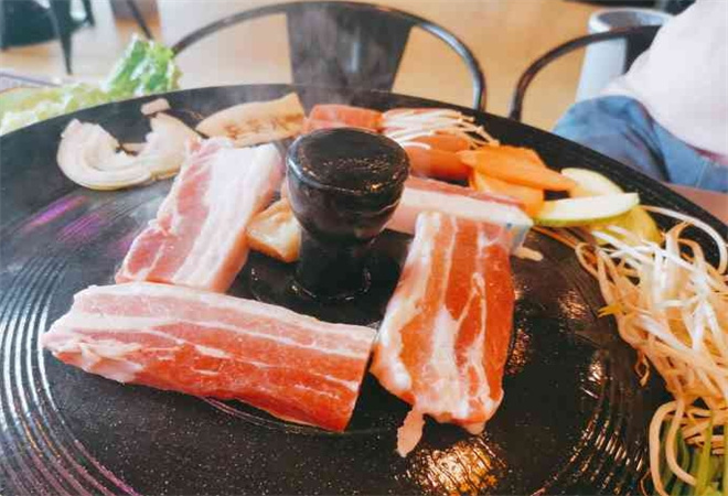豚豚家烤肉 豚豚家烤肉