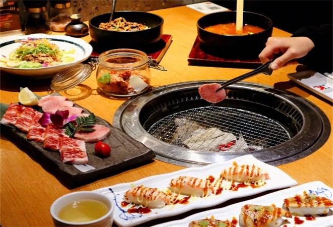 日式烤肉居酒屋加盟