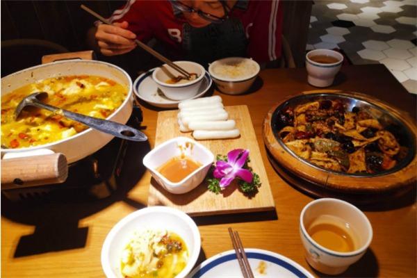 鸡装箱韩式炸鸡加盟