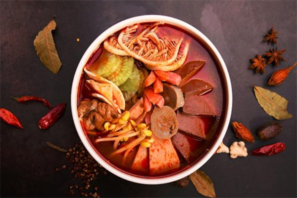 陆坛麻辣烫加盟