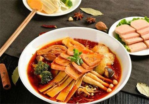 蒋师傅麻辣烫加盟