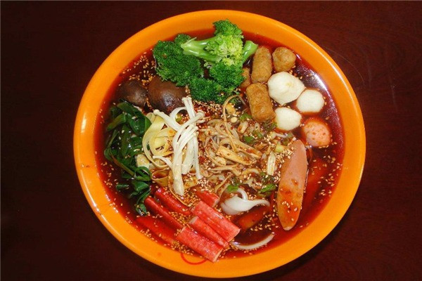 千里寻味麻辣烫加盟