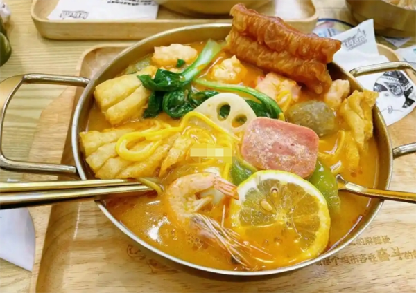 泰麻辣麻辣烫加盟